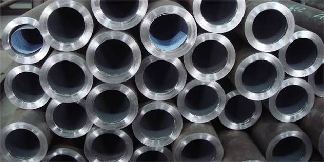 Seamless boiler pipes and tubes