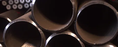 Seamless steel line pipe